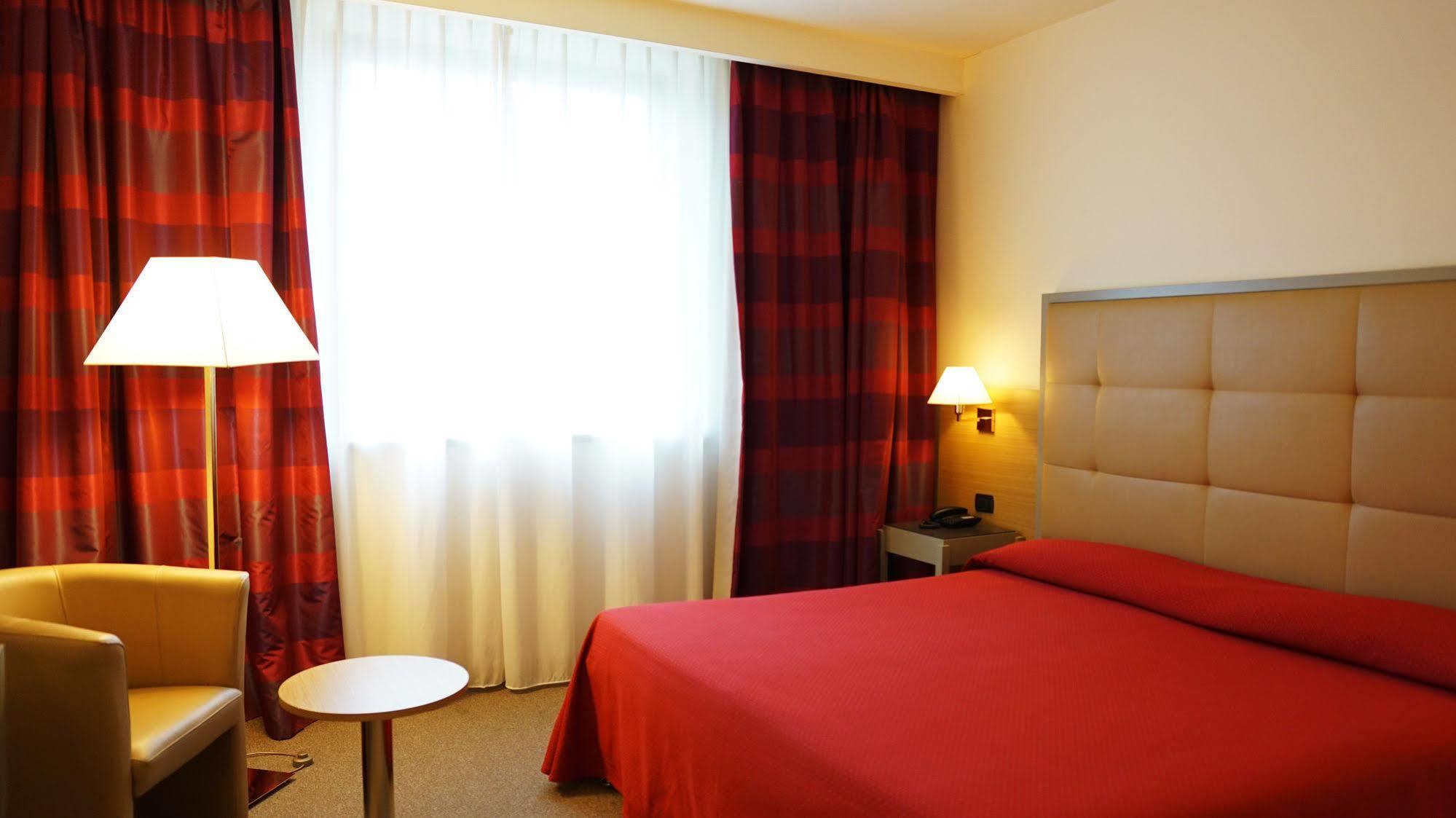 Garden Hotel Arezzo Eksteriør bilde